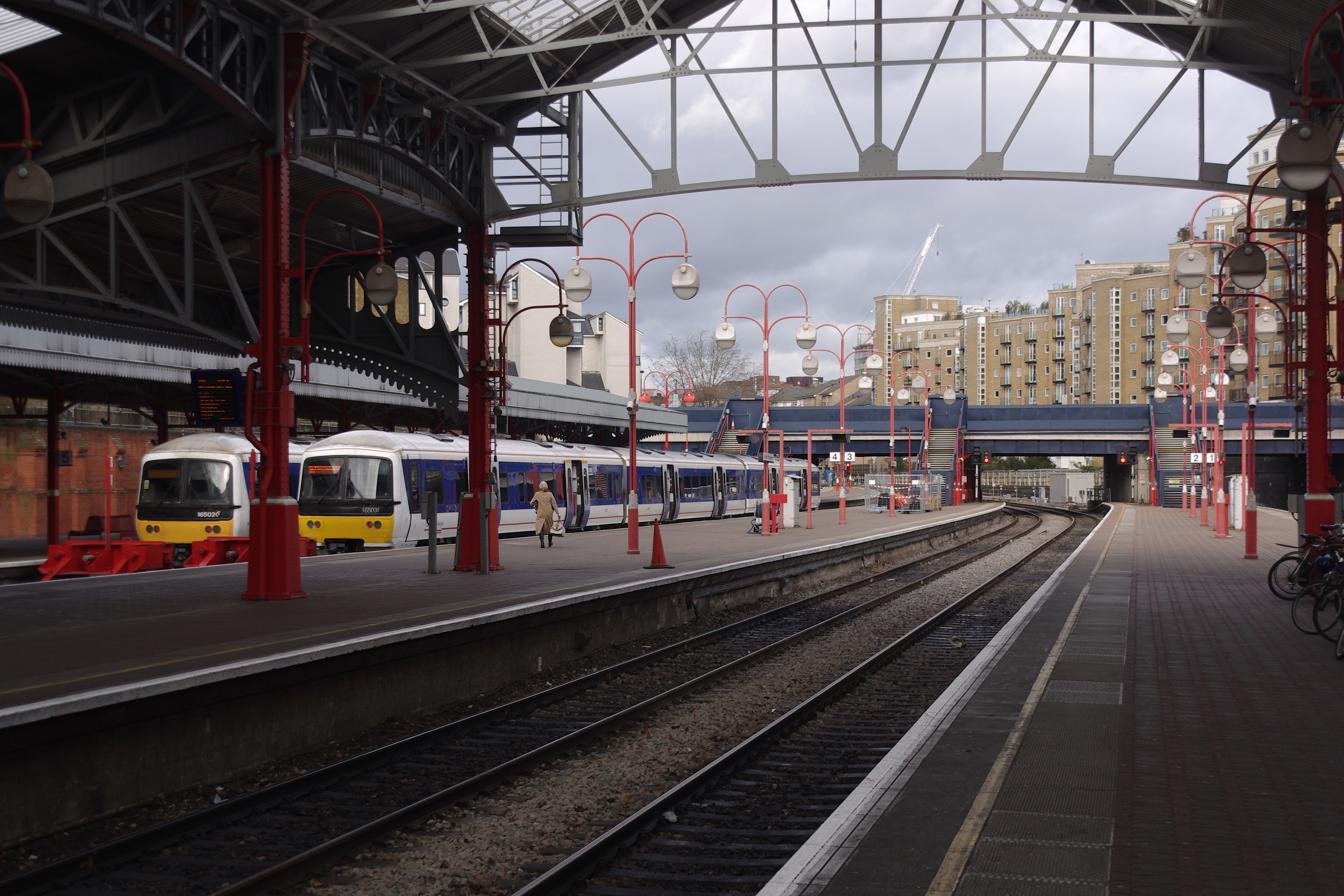 Marylebone station MMB 26 165020 165031