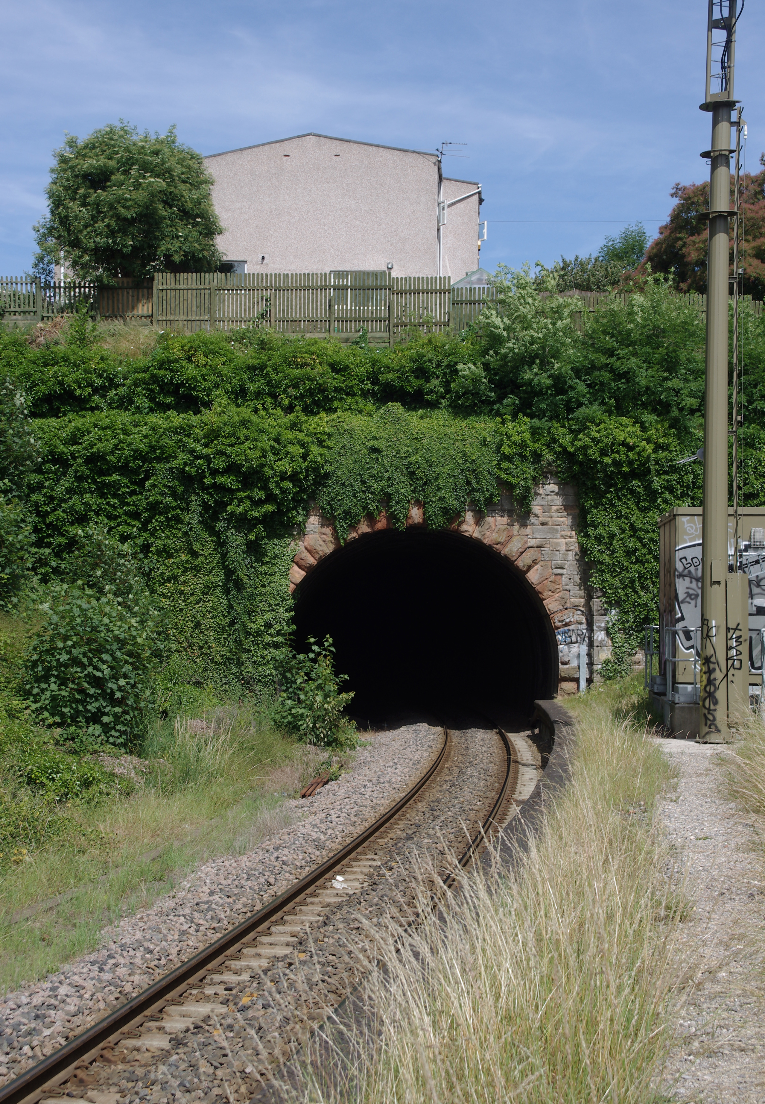 Montpelier railway station MMB 07