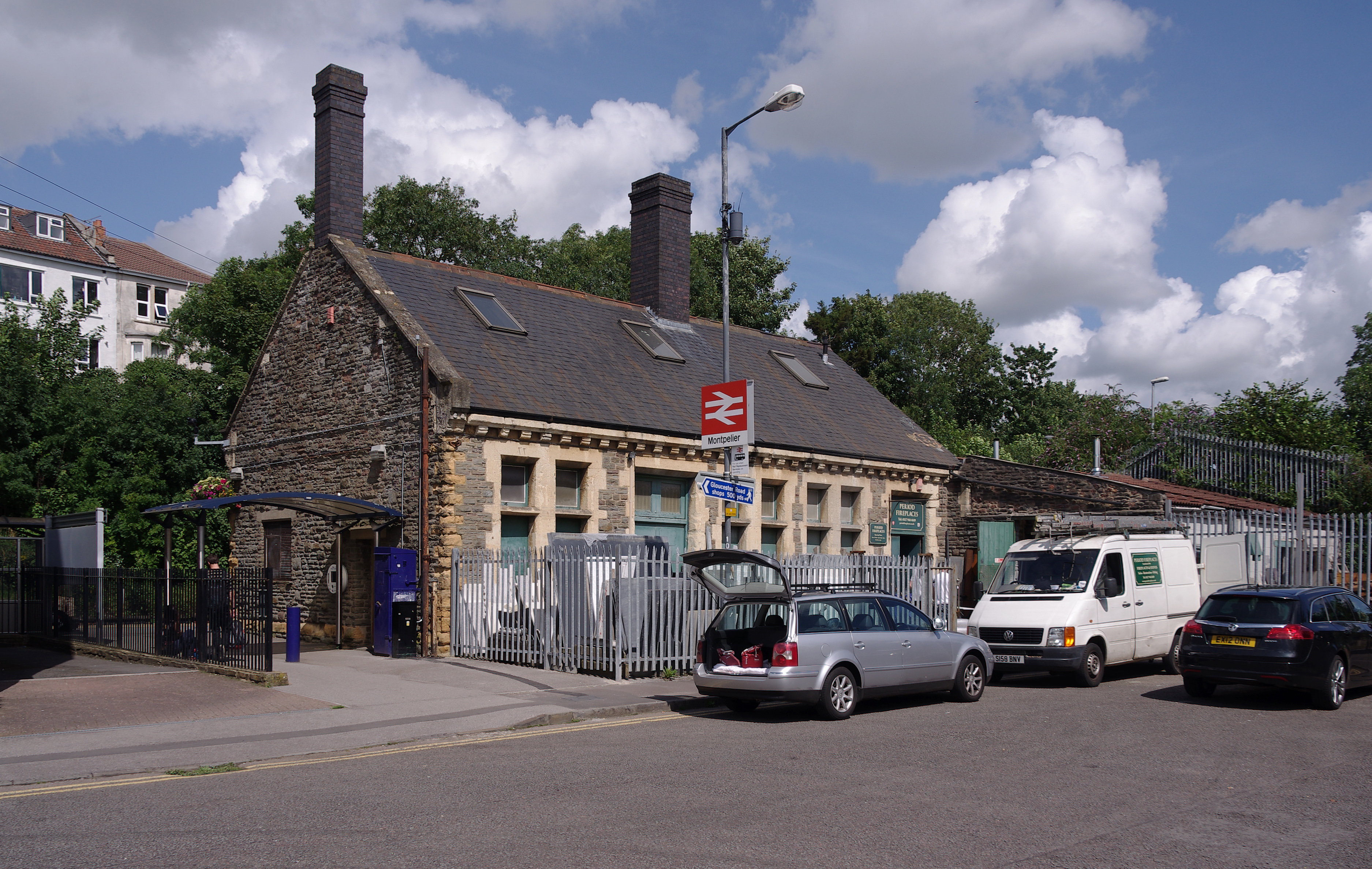 Montpelier railway station MMB 23