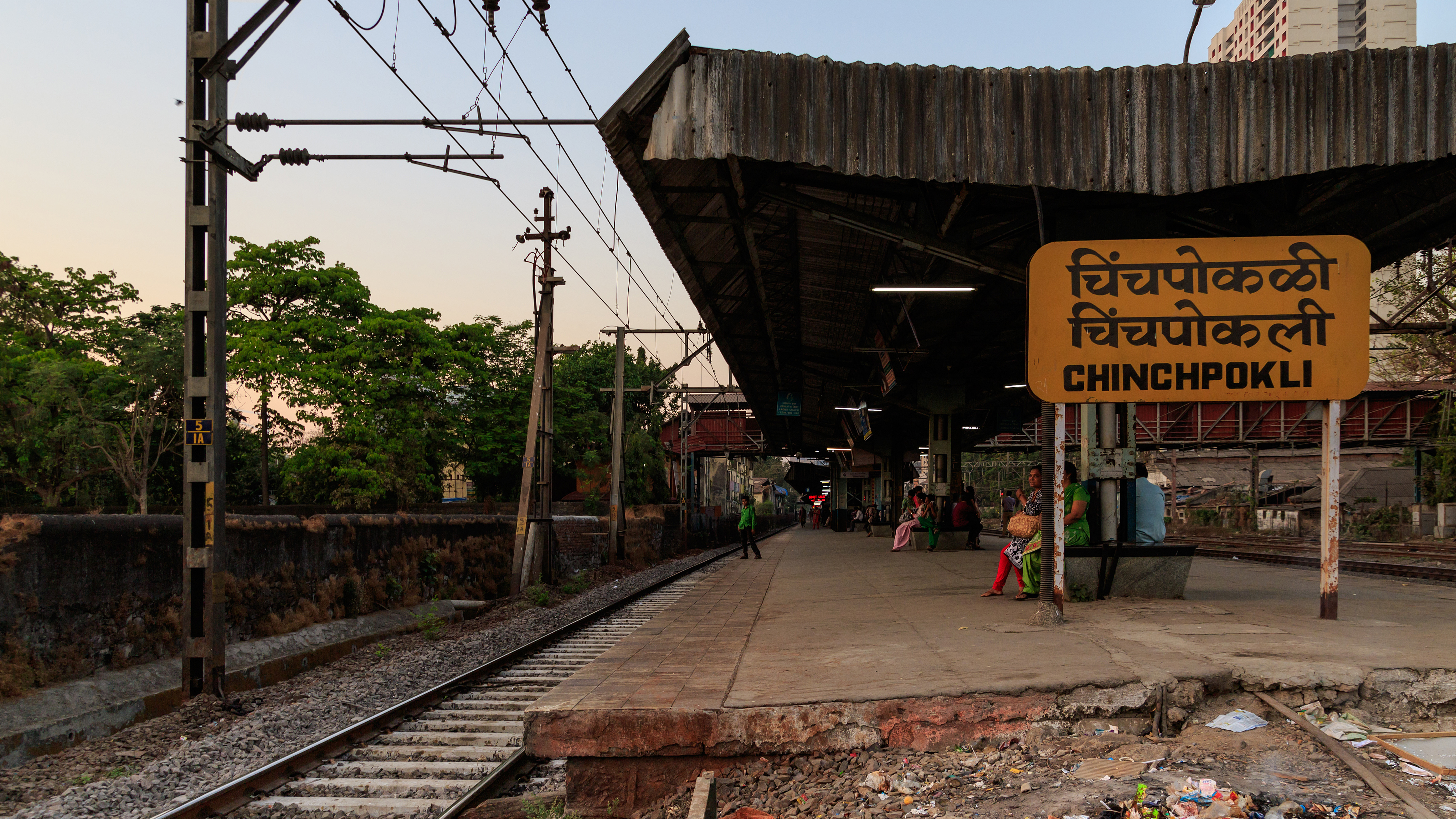 Mumbai 03-2016 113 Chinchpokli station