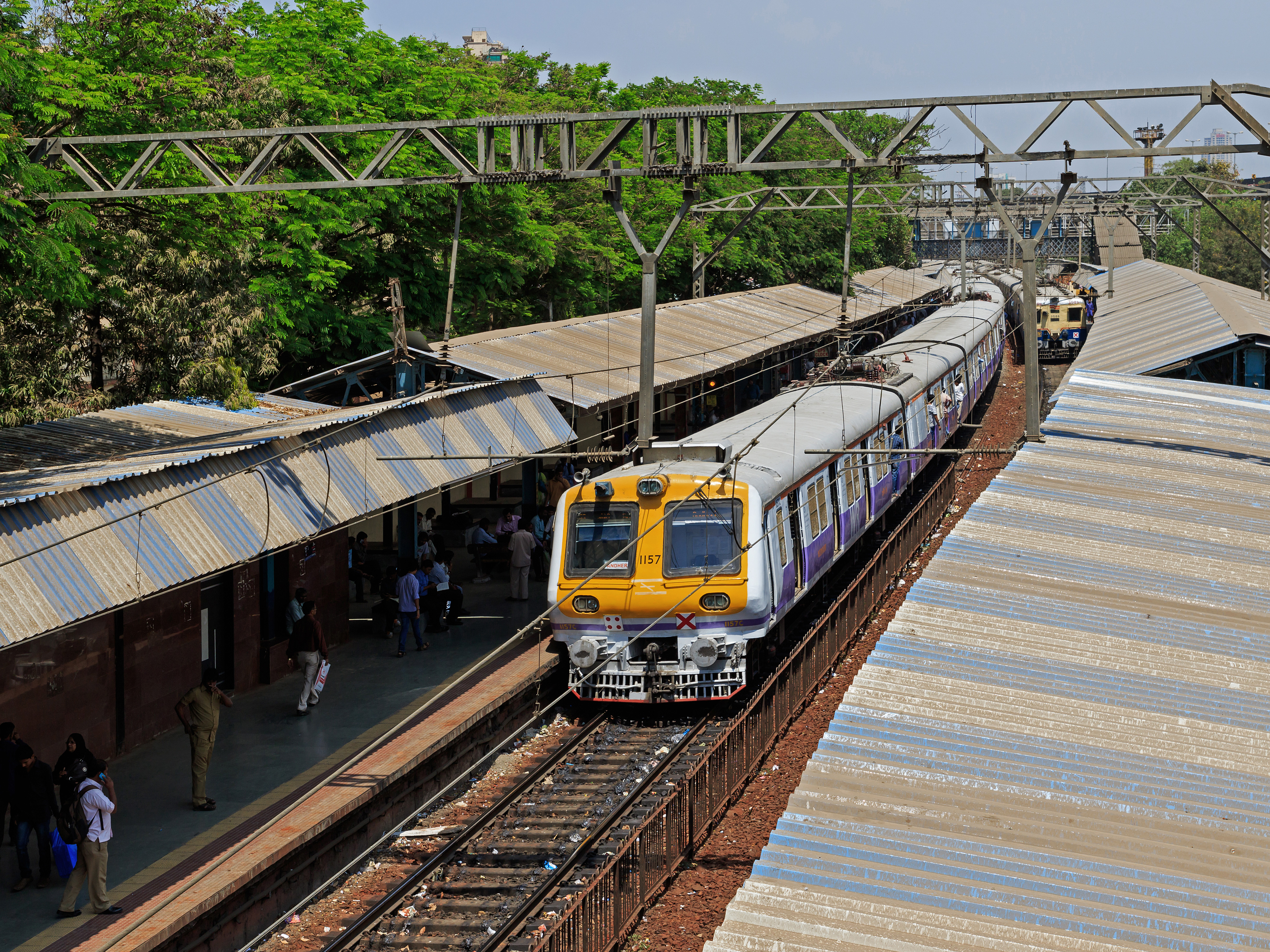 Mumbai 03-2016 57 Sewri station