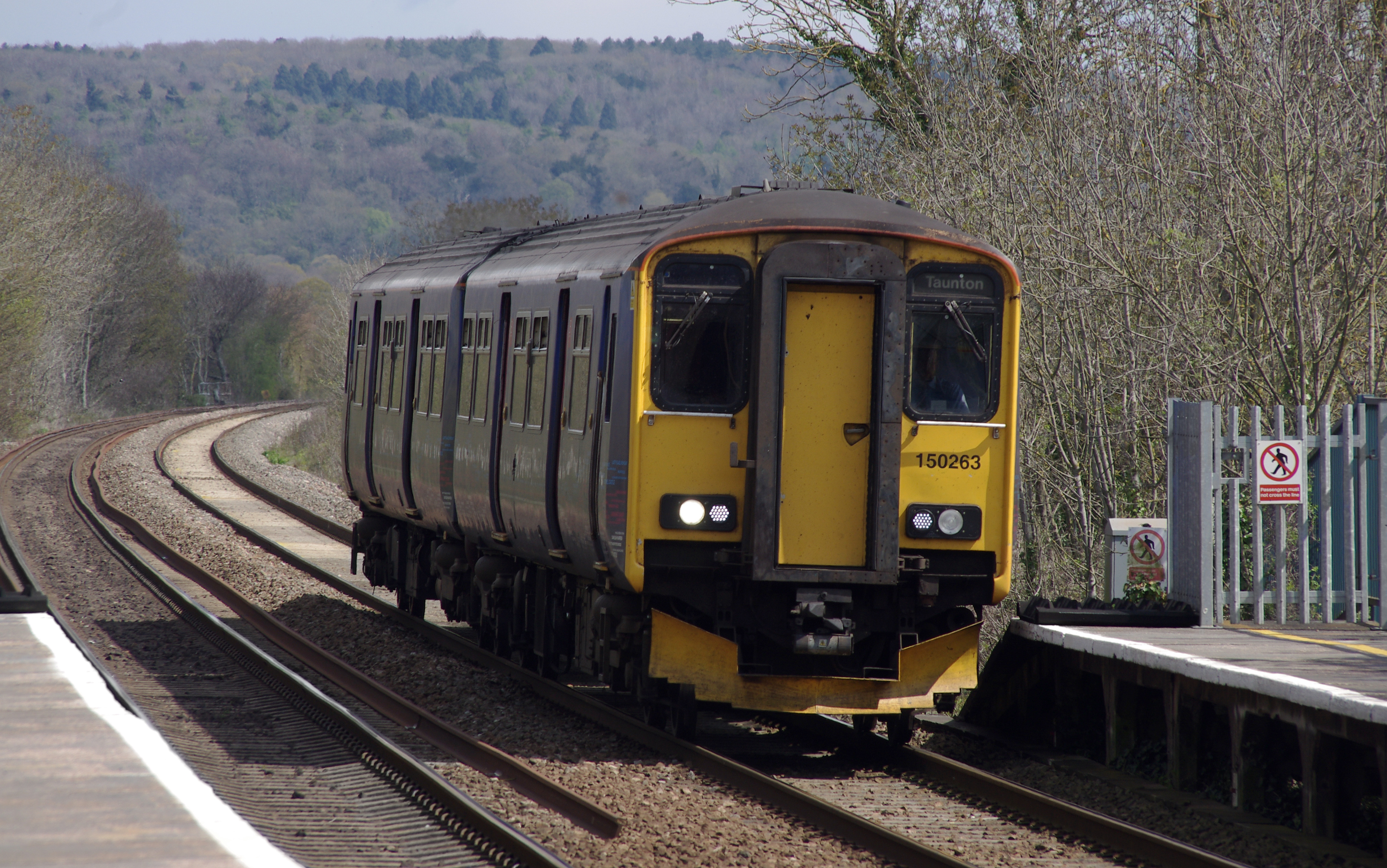 Nailsea and Backwell railway station MMB 91 150263