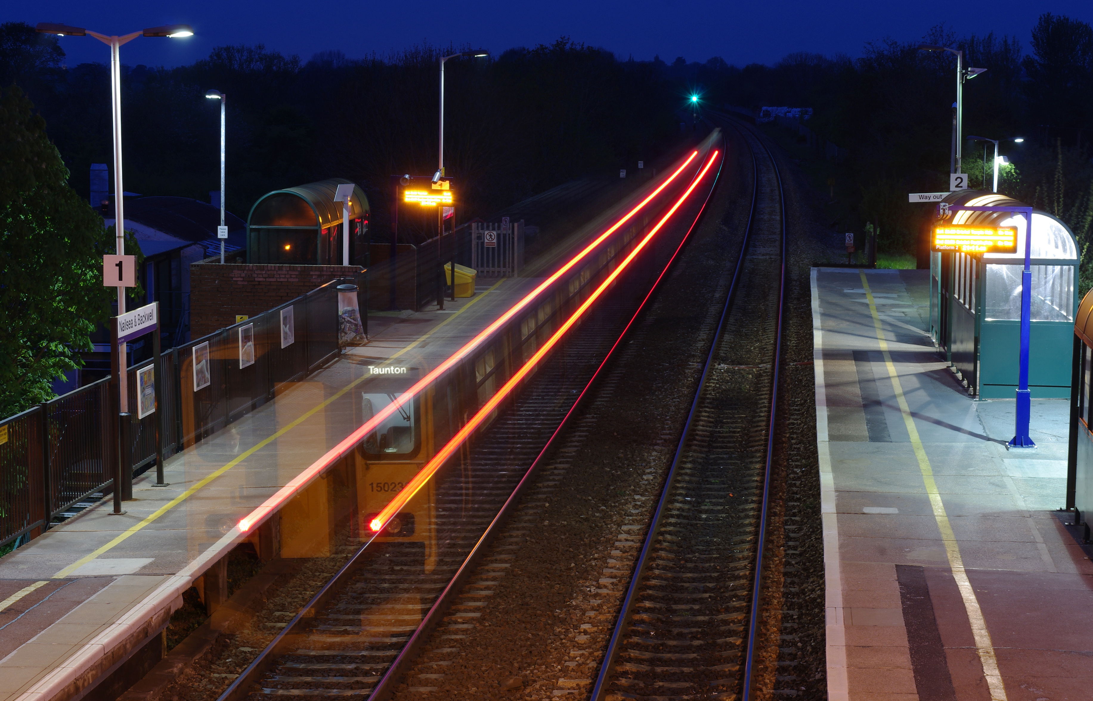 Nailsea and Backwell railway station MMB B1 150233