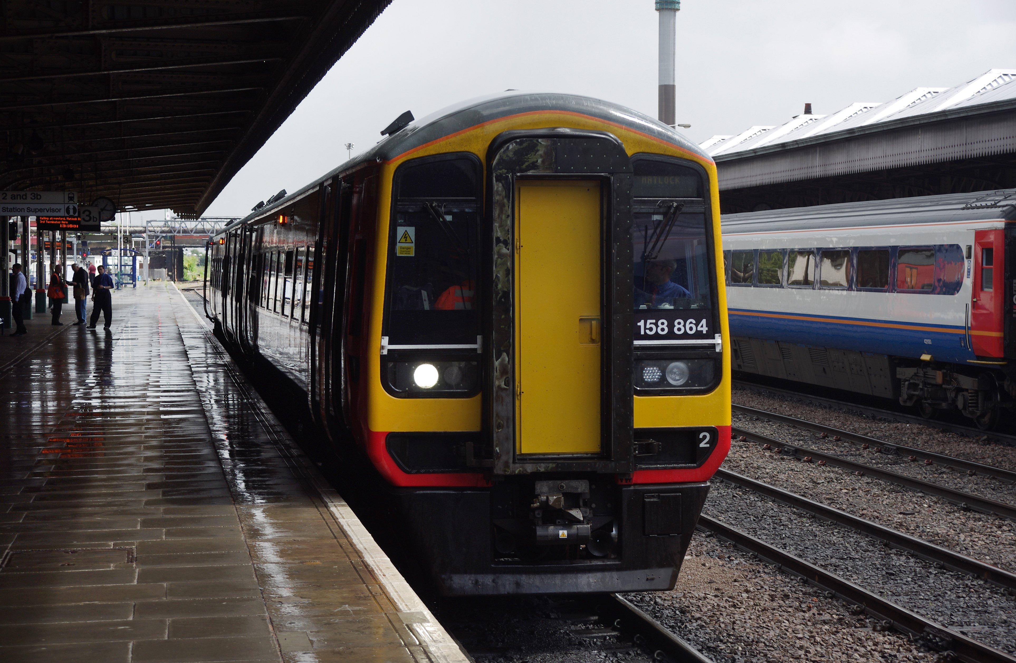 Nottingham railway station MMB 34 158864