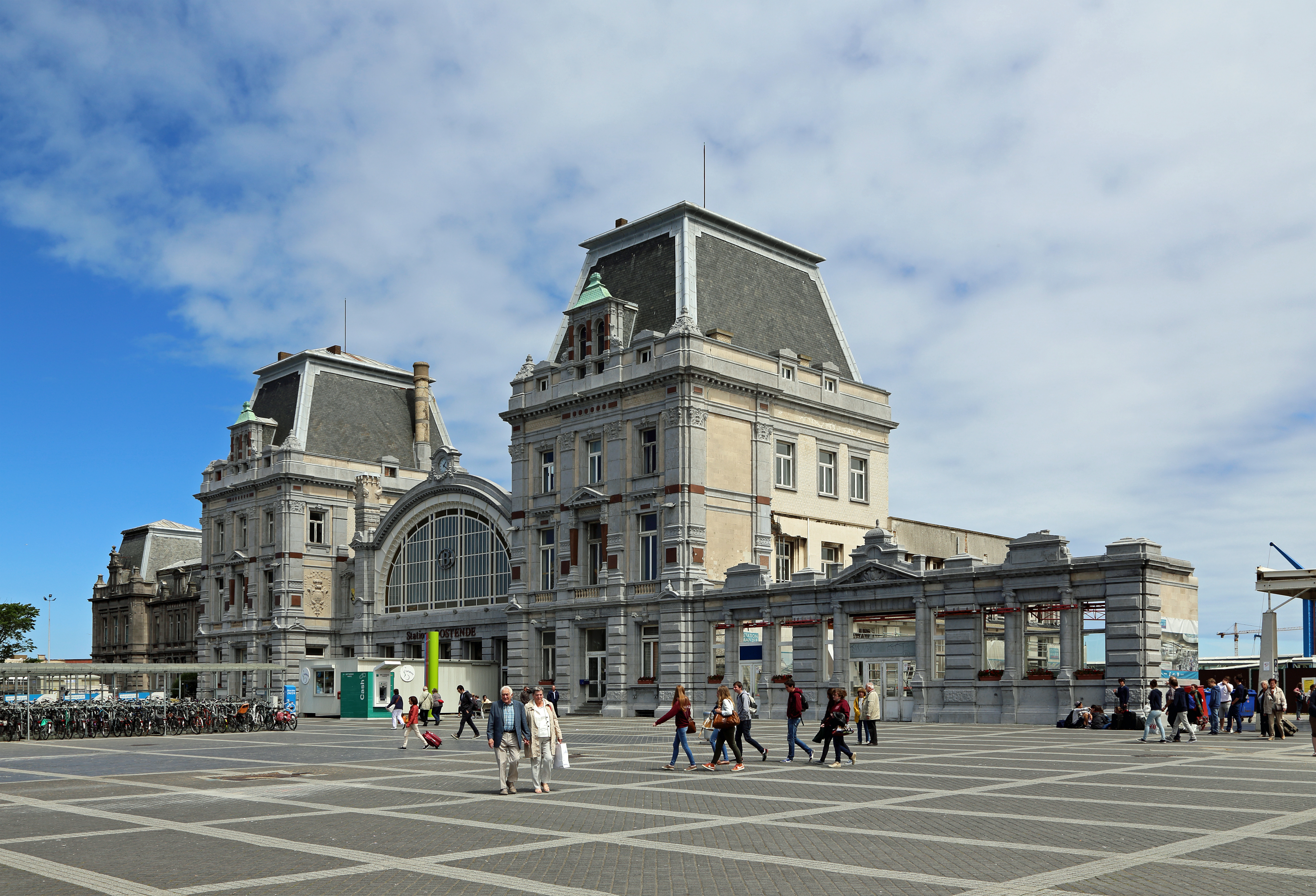 Oostende Train Station R01