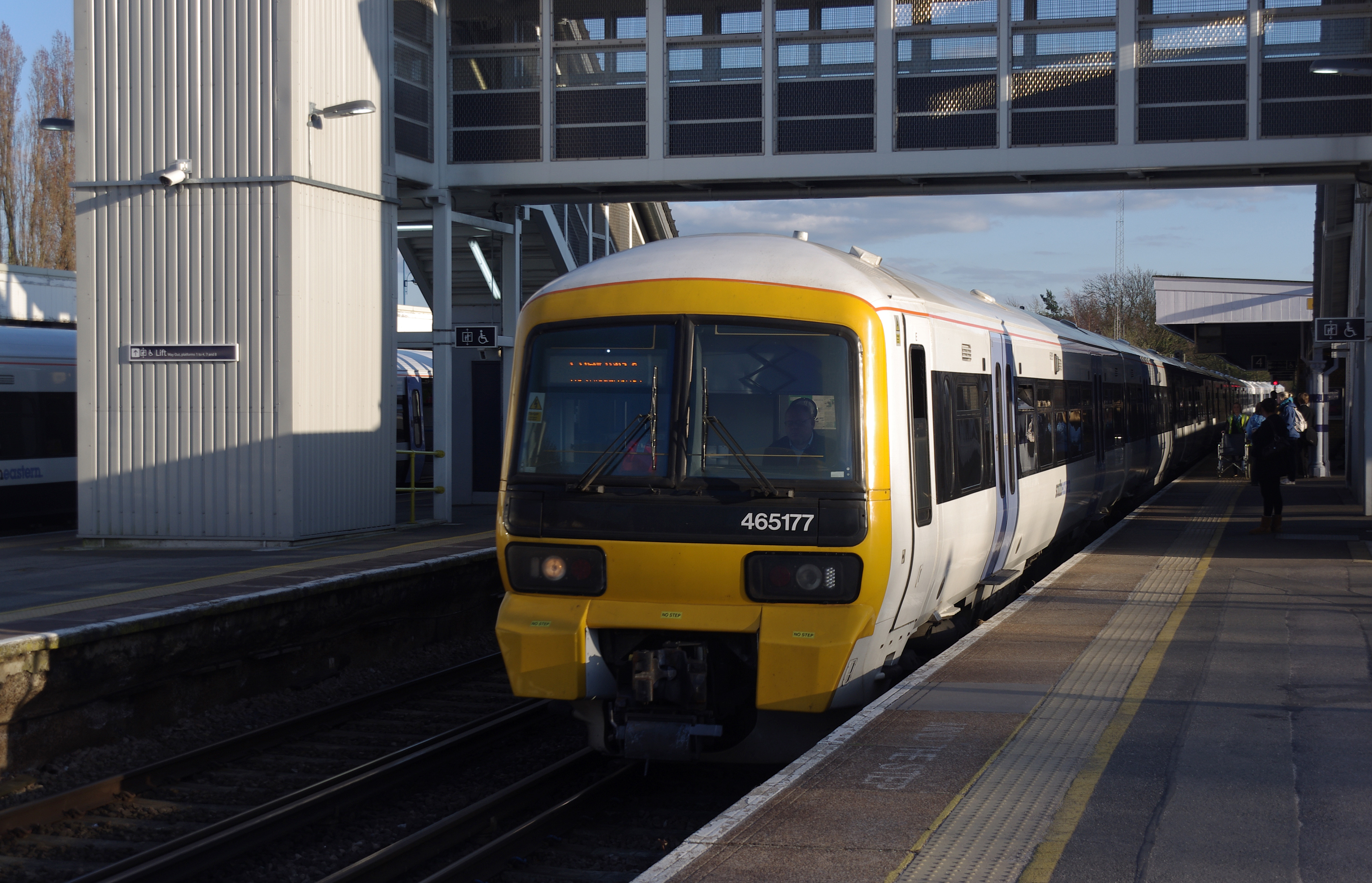 Orpington railway station MMB 13 465177