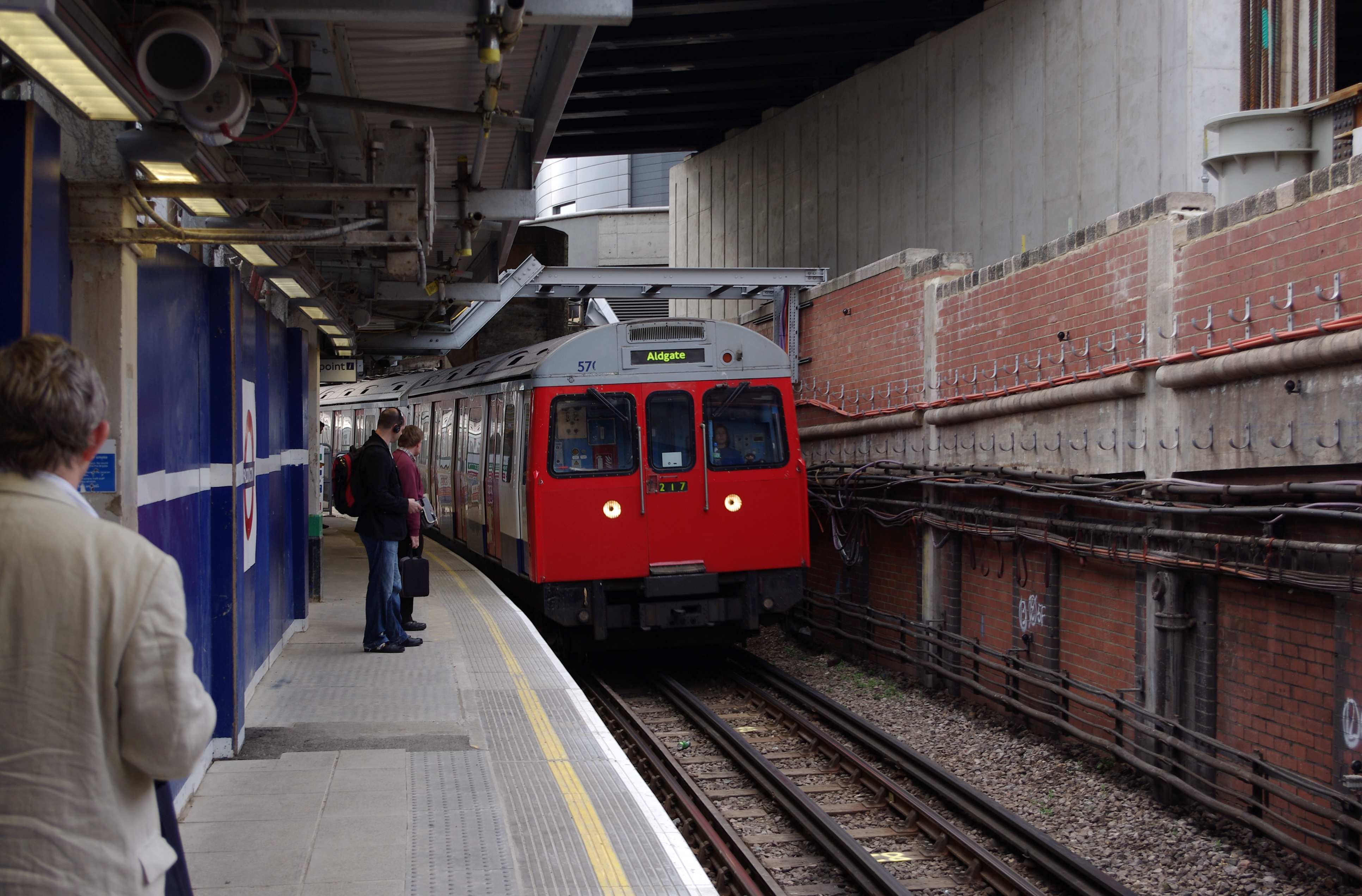 Paddington station MMB 66 C-stock