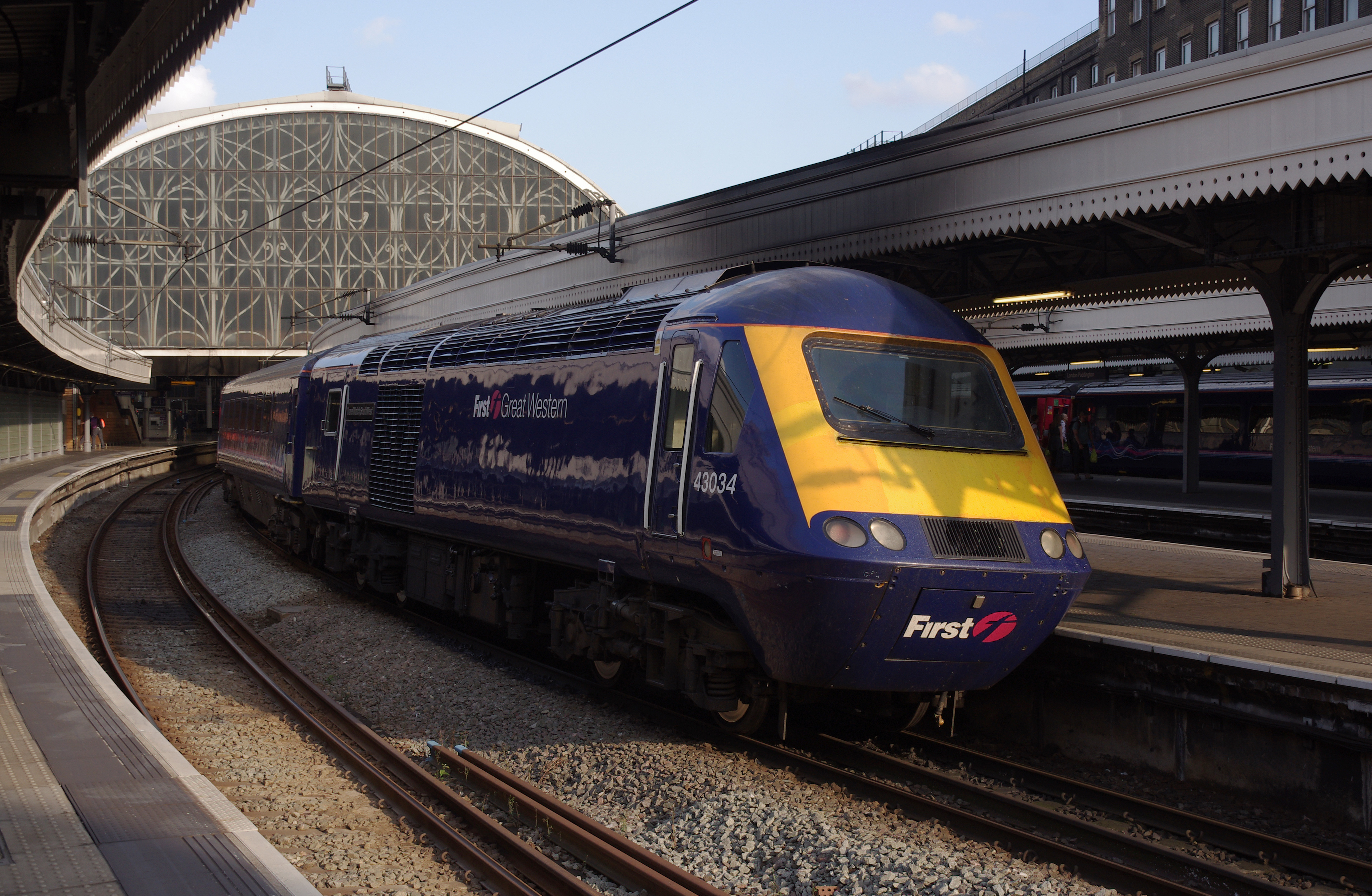 Paddington station MMB 90 43034