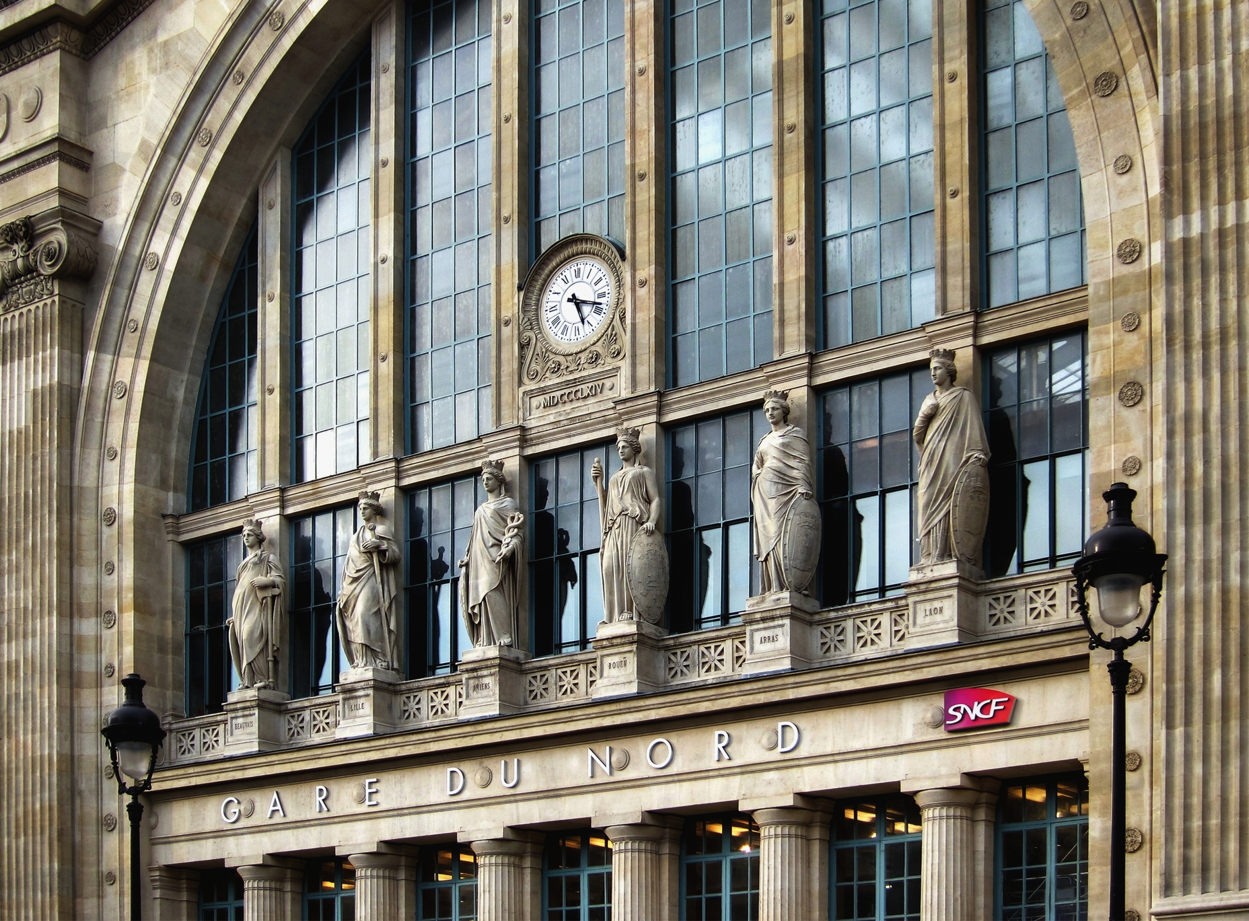 Paris gare nord face 3