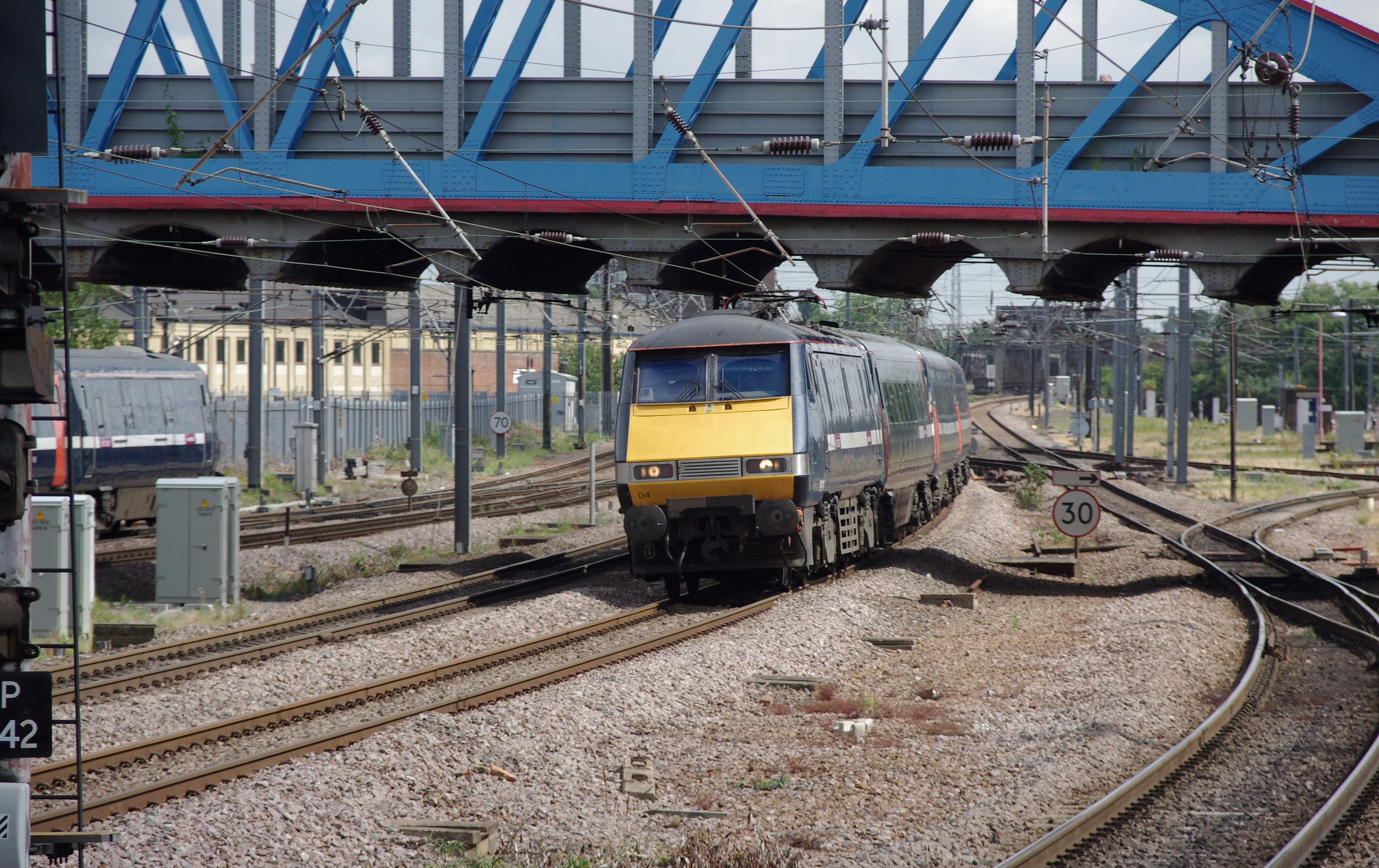 Peterborough railway station MMB 20 91104