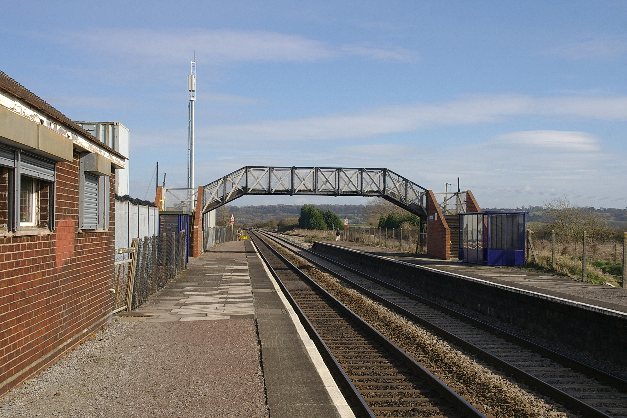 Pilning railway station MMB 02