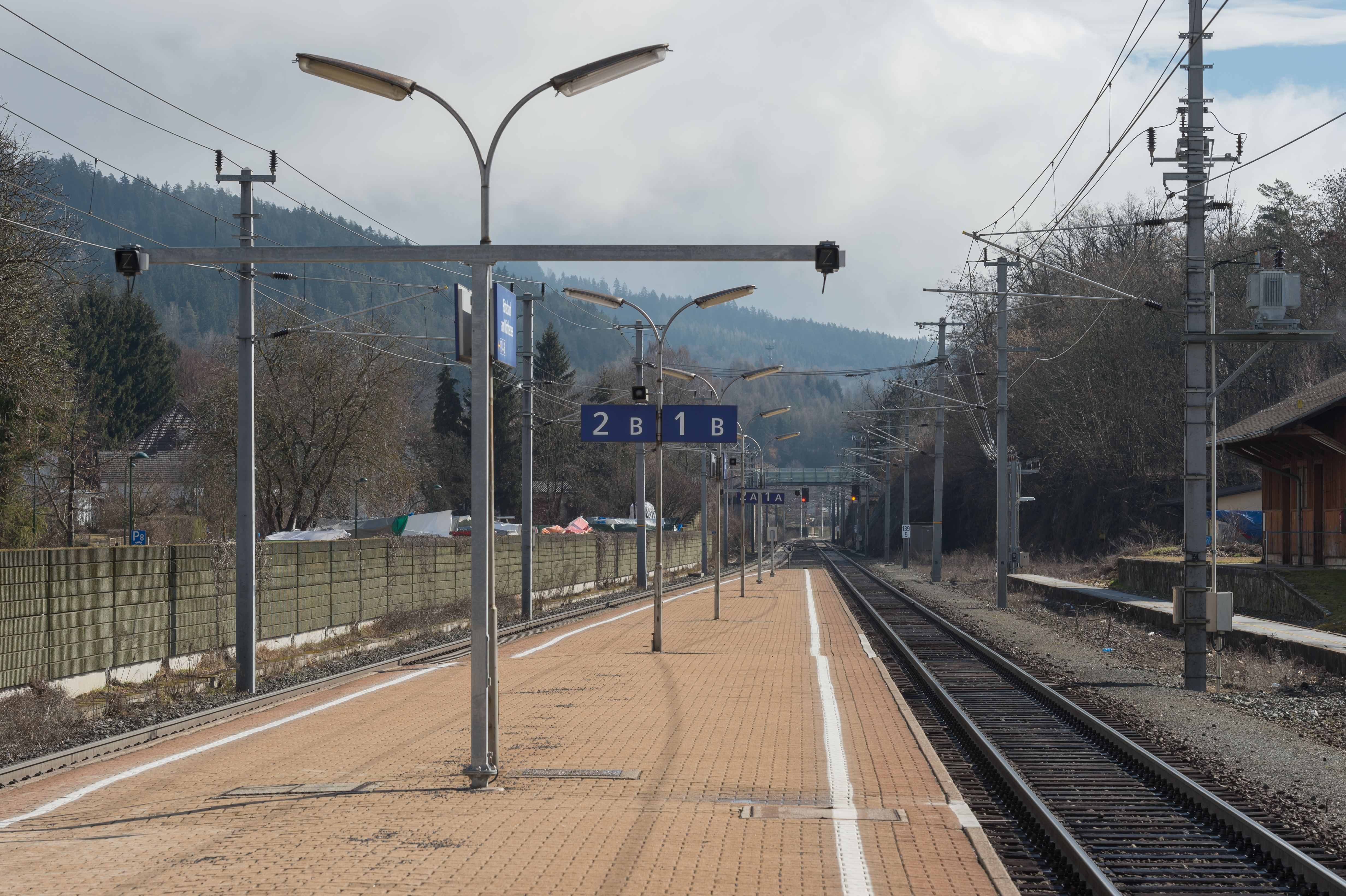 Poertschach Drautalbahn II Stations-Bahnsteig 06032016 2813