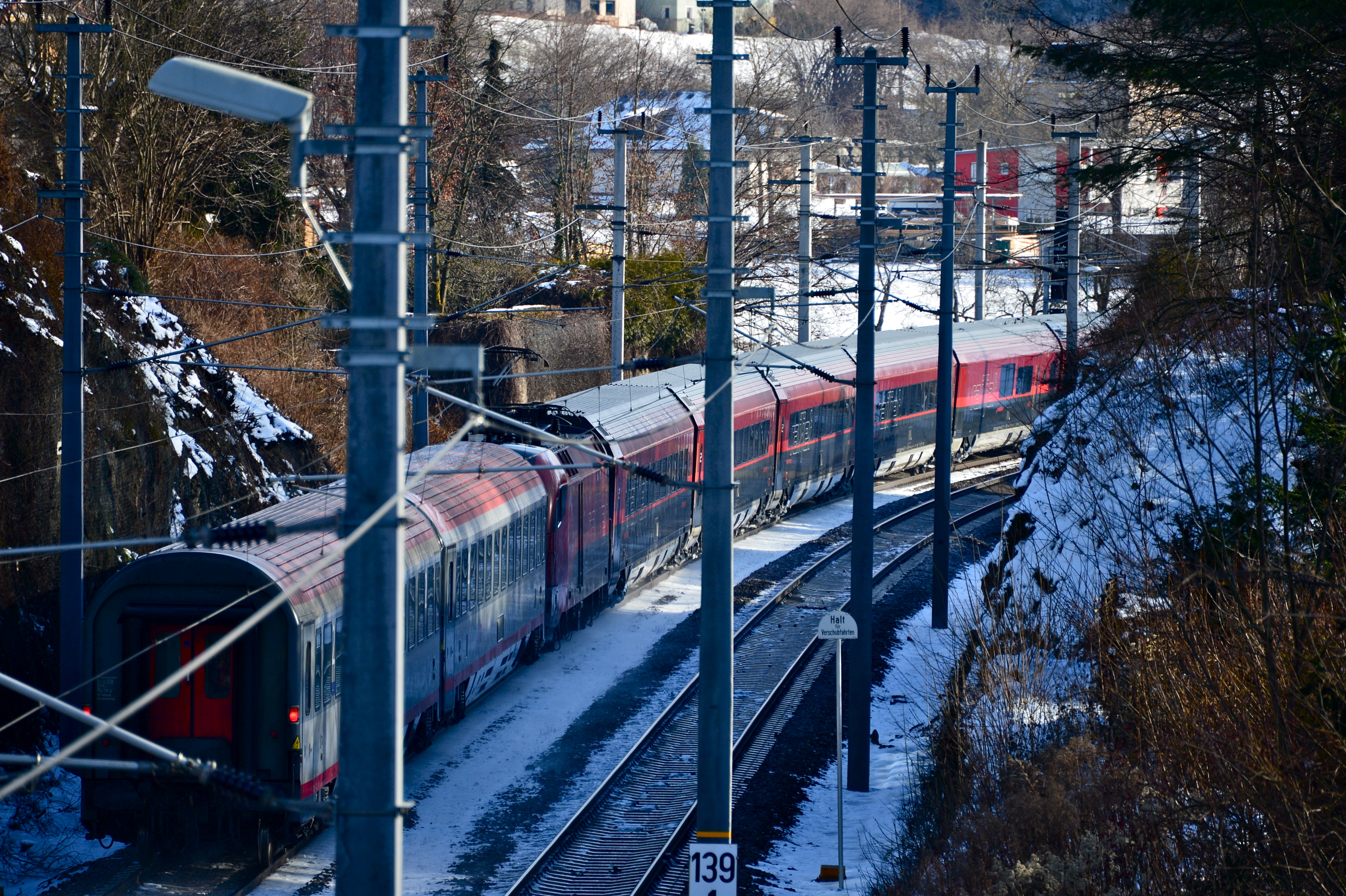 Poertschach Scherzweg-Bruecke Railjet 06012015 148