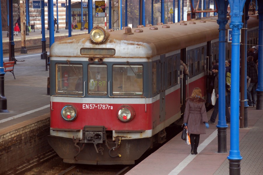 2010-11-26-szczecin-glówny-by-RalfR-09