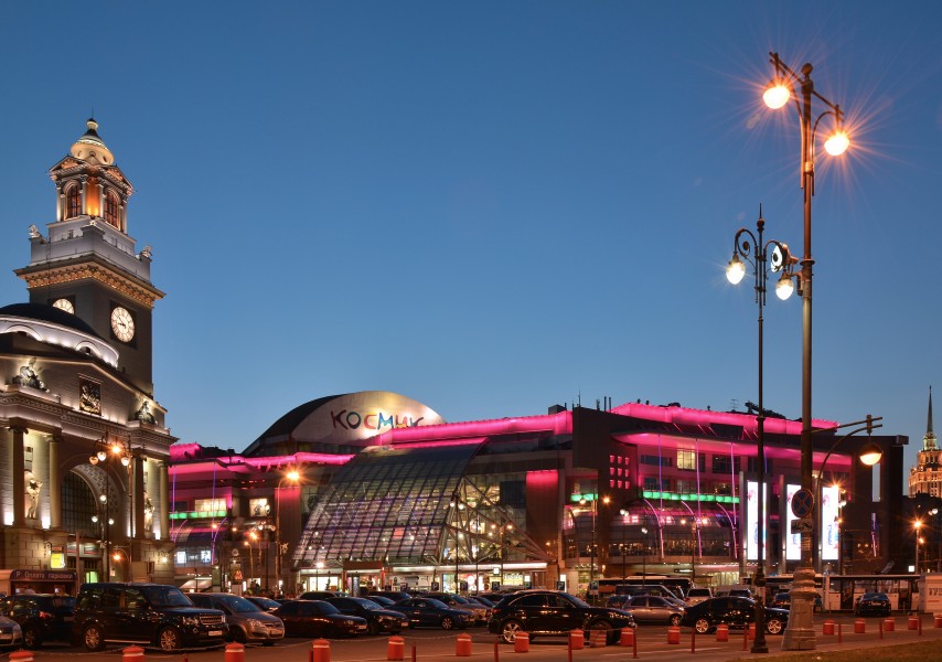 2015 night in Moscow - Evropeisky shopping center 01