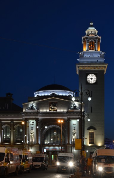 2015 night in Moscow - Kievsky Rail Terminal Tower 01