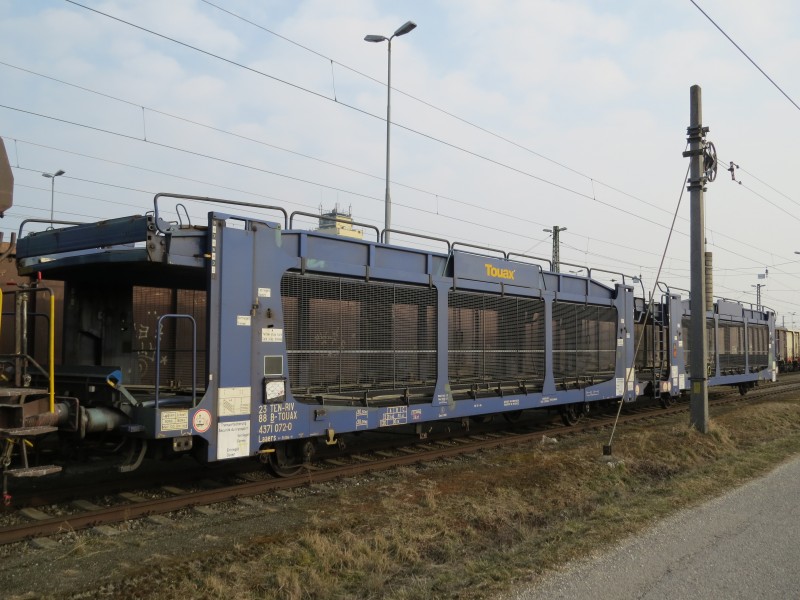 2018-03-02 (209) 23 88 4371 072-0 at Bahnhof St. Valentin
