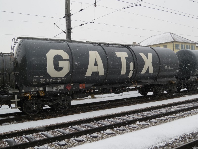 2018-03-06 (105) 37 84 7829 521-5 at Bahnhof Herzogenburg
