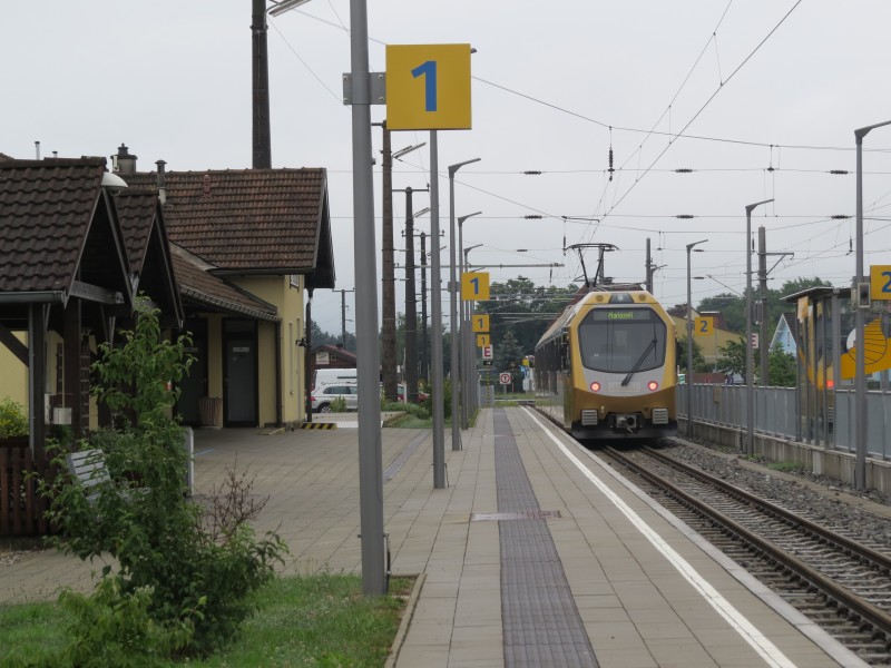 2018-06-28 (300) NÖVOG ET1–ET9 (Himmelstreppe) at Bahnhof Ober-Grafendorf