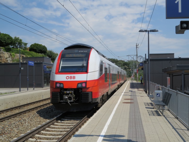 2018-07-17 (227) 4744 525 at Bahnhof Stadt Haag