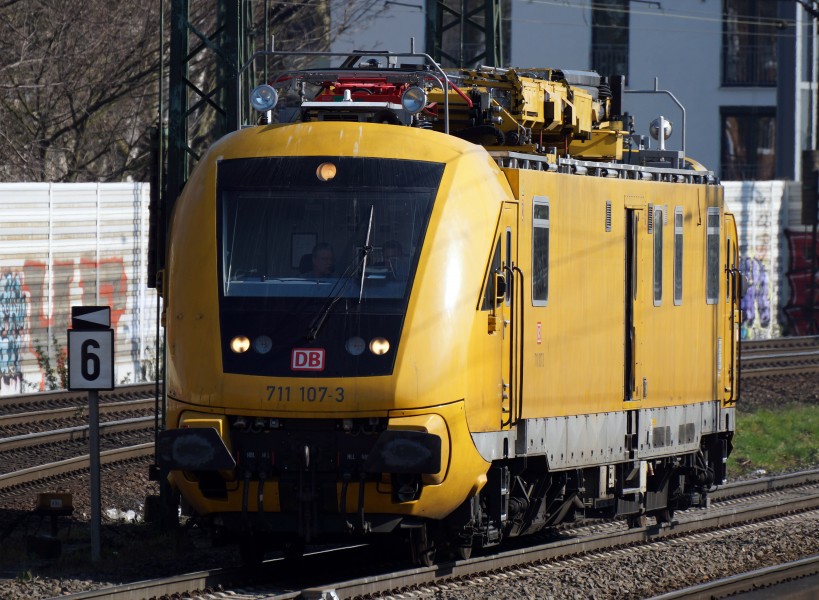 711 107-3 Köln-Süd 2016-03-17-02