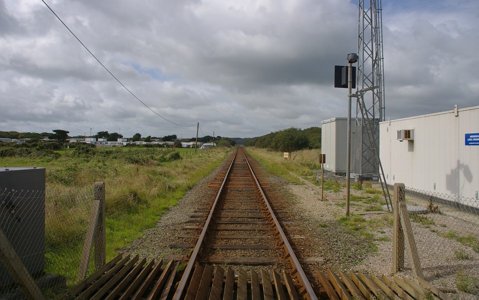 Abererch railway station MMB 01