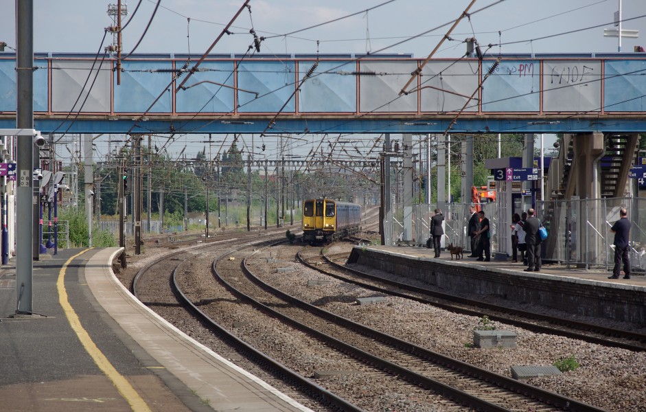 Alexandra Palace railway station MMB 10 313027 313031
