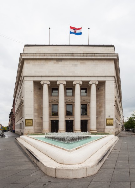 Banco Nacional, Zagreb, Croacia, 2014-04-20, DD 01