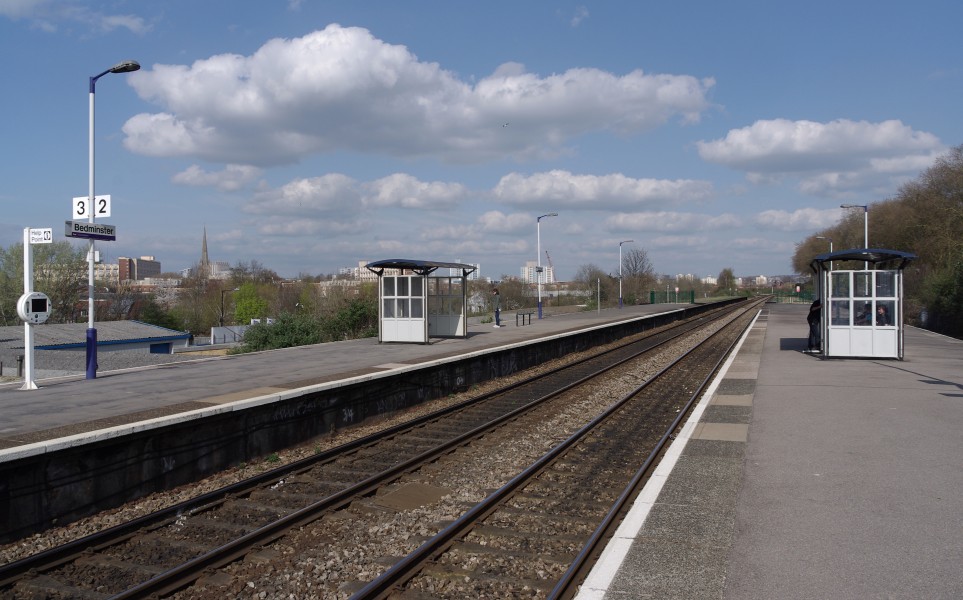 Bedminster railway station MMB 27