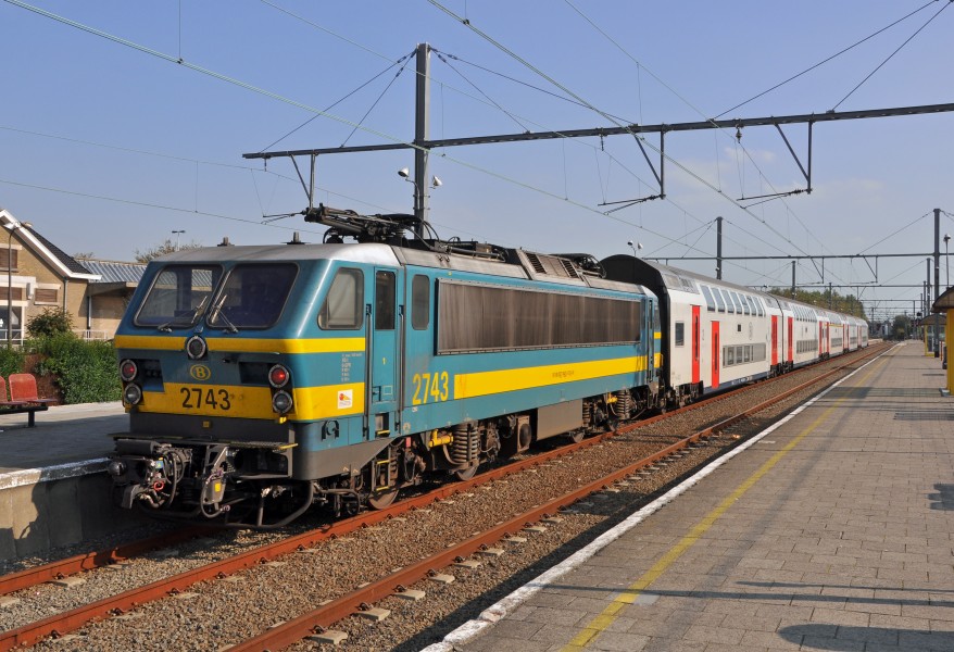 Belgian Loc 2743 R01