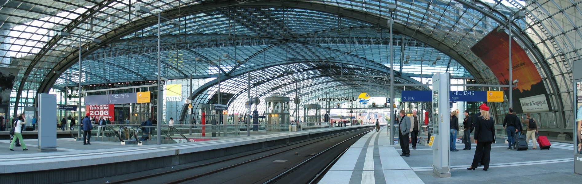 Berlin Hauptbahnhof pano 06