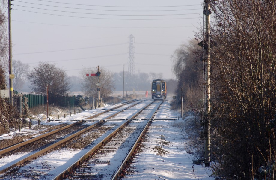 Bingham railway station MMB 06 158774