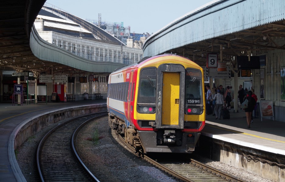 Bristol Temple Meads railway station MMB A7 159101