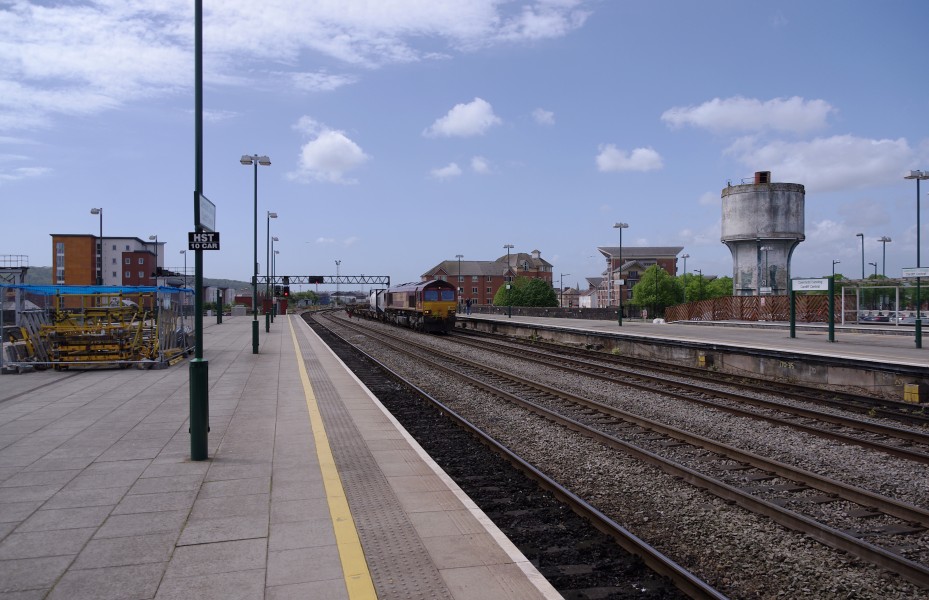 Cardiff Central railway station MMB 21 66086