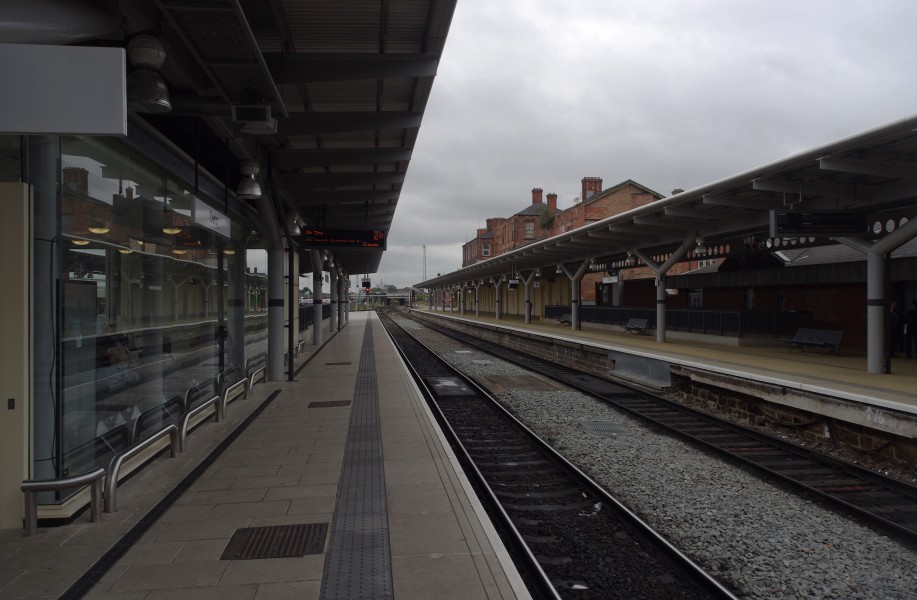 Derby railway station MMB 77