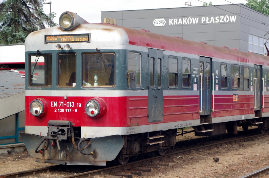 EN71-013 na dworcu Kraków-Płaszów 20150911 0957