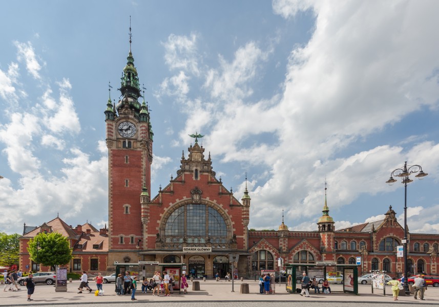 Estación de FFCC, Gdansk, Polonia, 2013-05-20, DD 01