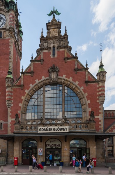 Estación de FFCC, Gdansk, Polonia, 2013-05-20, DD 02