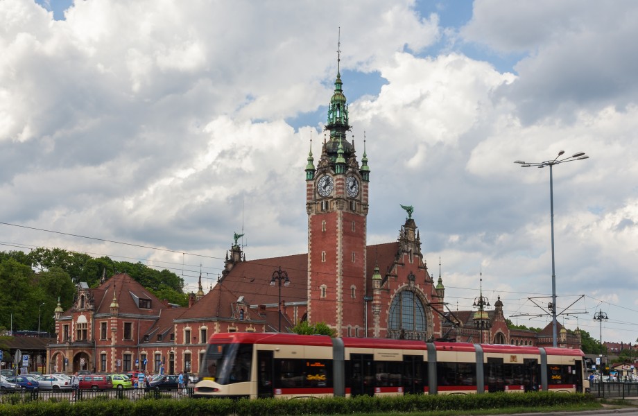 Estación de FFCC, Gdansk, Polonia, 2013-05-20, DD 14