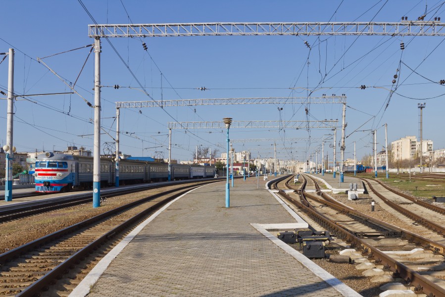 Eupatoria 04-14 img04 E-Kurort station