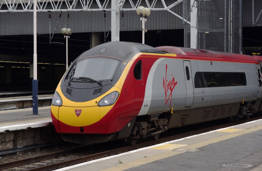 Euston station MMB 44 390048