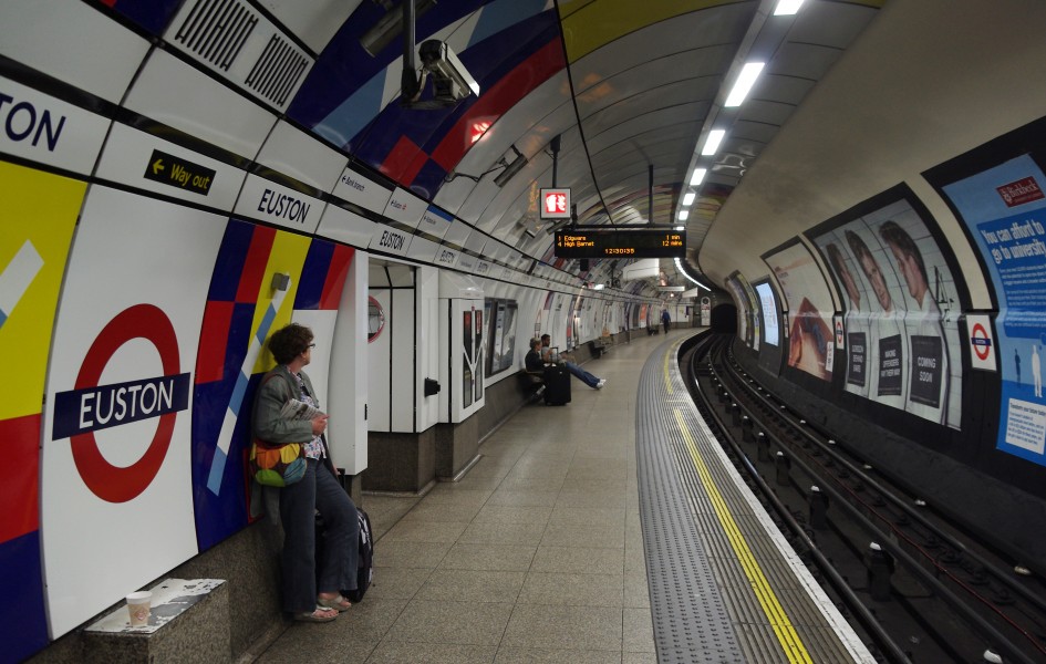 Euston station MMB B0