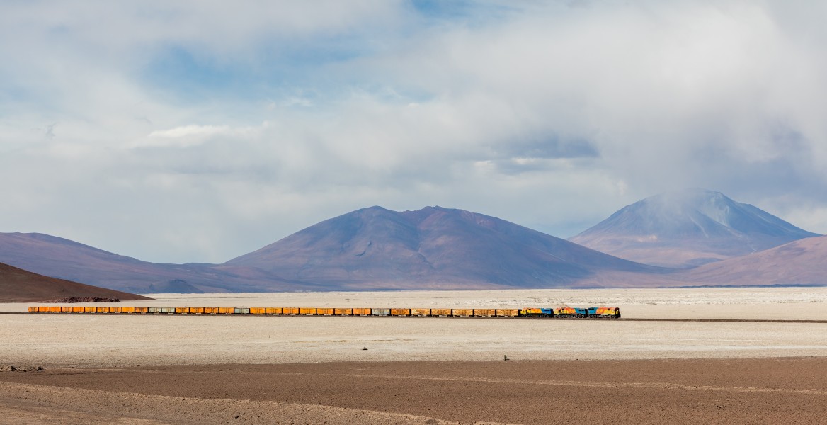 Ferrocarril en el salar de Ascotán, Chile, 2016-02-09, DD 46