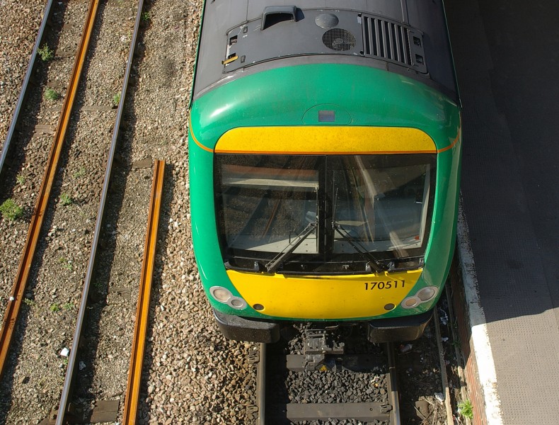 Gloucester railway station MMB 08 170511