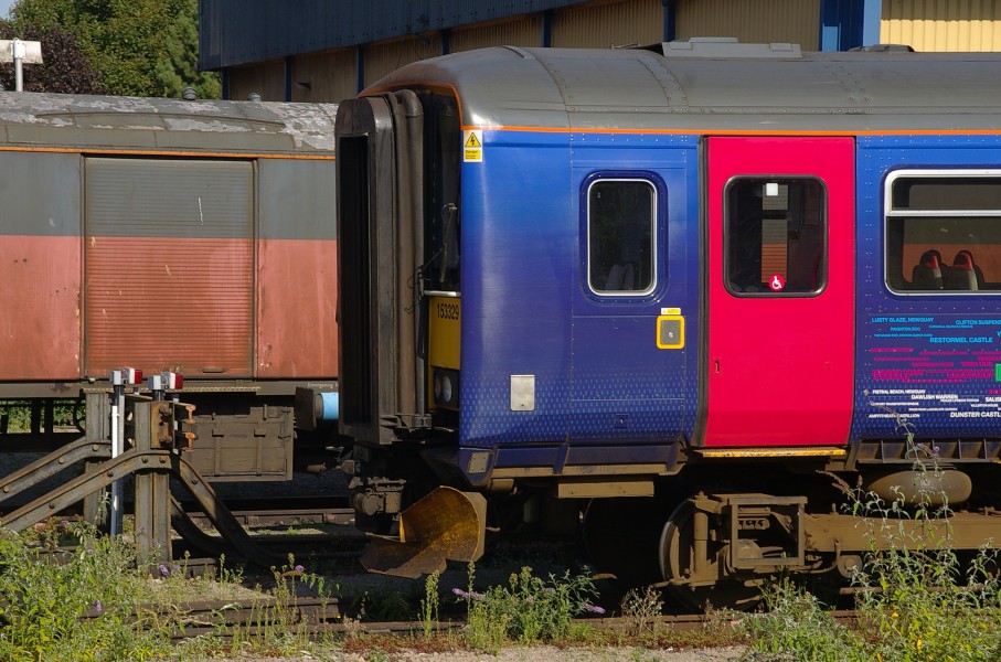 Gloucester railway station MMB 14 153329