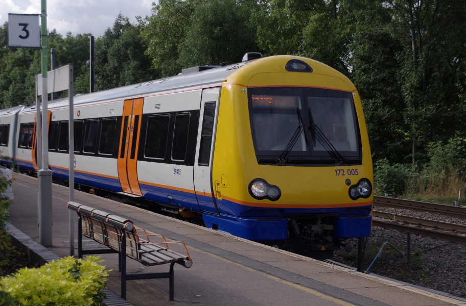 Gospel Oak railway station MMB 04 172005