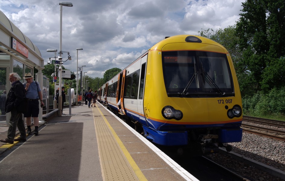 Gospel Oak railway station MMB 21 172007