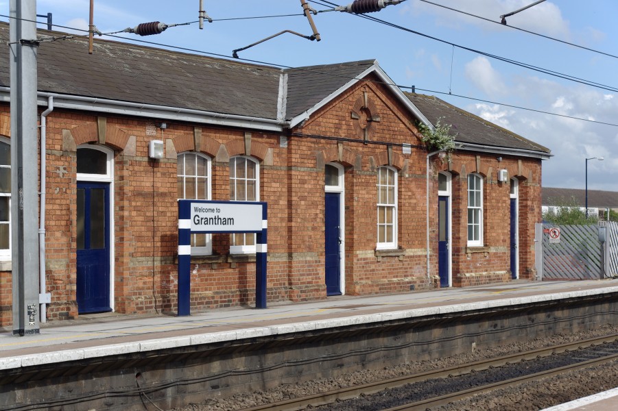 Grantham railway station MMB 18