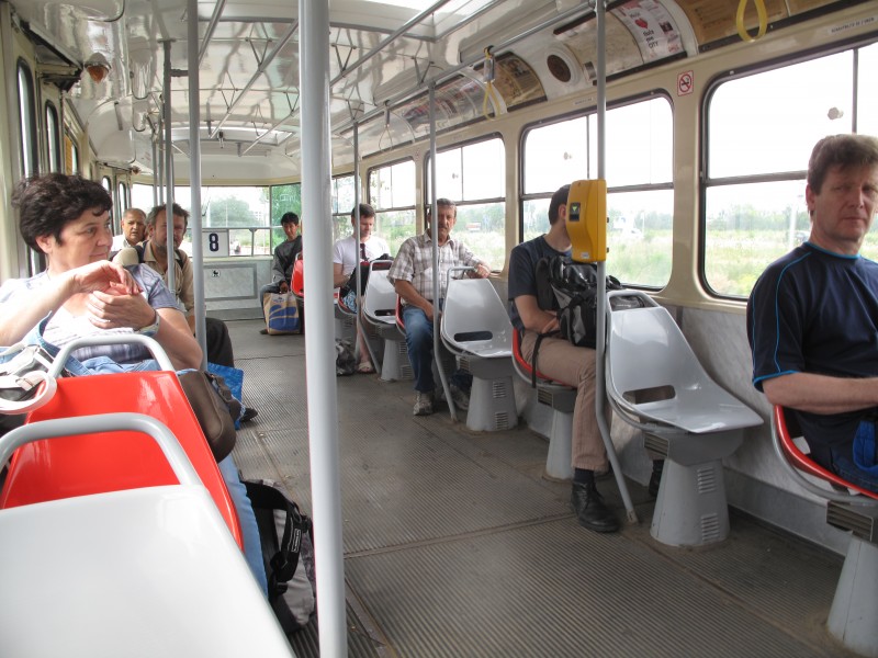 Interiér Tatry T3M na lince č. 8 v Praze