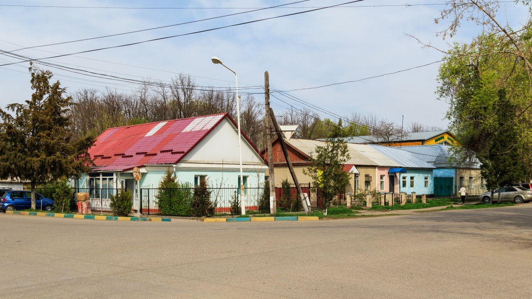 Kant near Bishkek 03-2016 img01 surroundings of the railway station